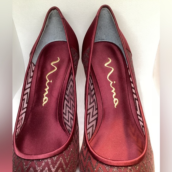NINA BURGUNDY HEELS SIZE 8 M - Picture 5 of 10